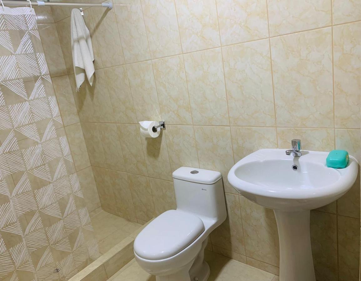 Habitacion Con Bano Propio Para 2 Personas Como Maximo Lima Ngoại thất bức ảnh